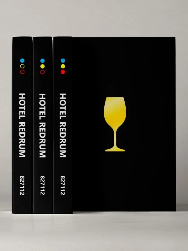 호텔 레드럼: 노란 죽음